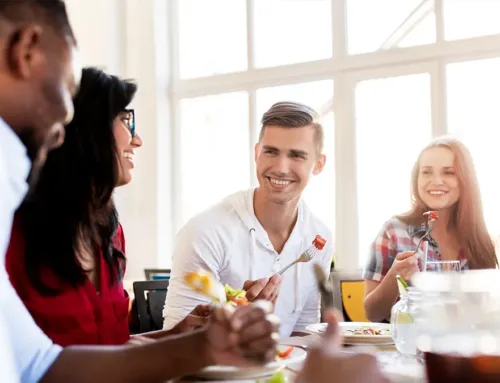 Die neue Mittagspause – von Meal Prep bis Networking-Lunch